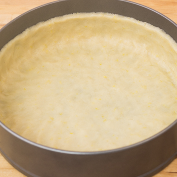 dough in spring form pan